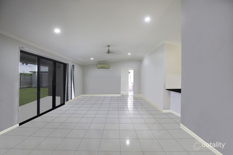 Property photo of 28 Miami Terrace Blacks Beach QLD 4740