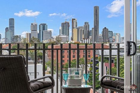 Property photo of 607/8 Skyring Terrace Teneriffe QLD 4005