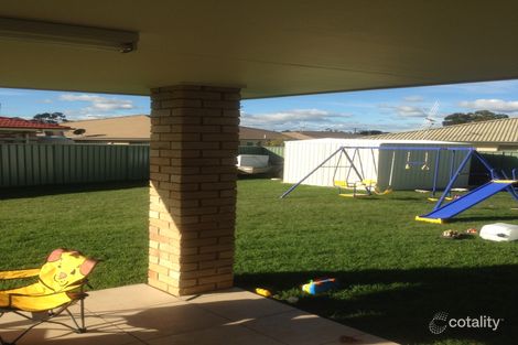 Property photo of 3 Rex Aubrey Place Parkes NSW 2870