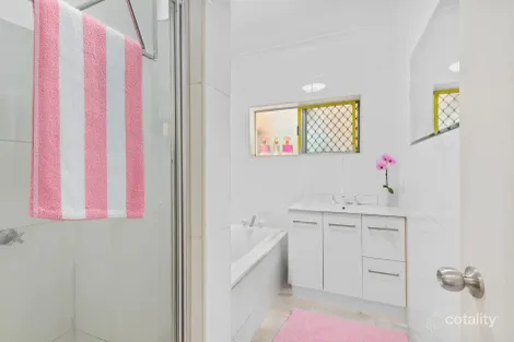 Property photo of 4 Mabel Avenue Southport QLD 4215