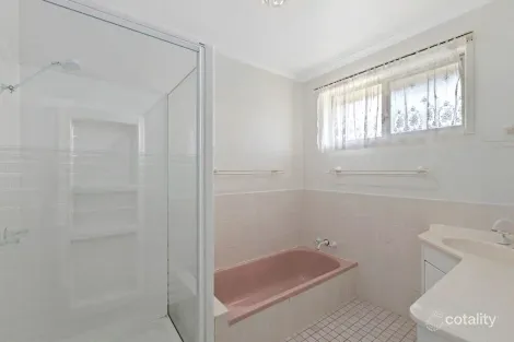 Property photo of 8 Harper Street Mount Gravatt QLD 4122