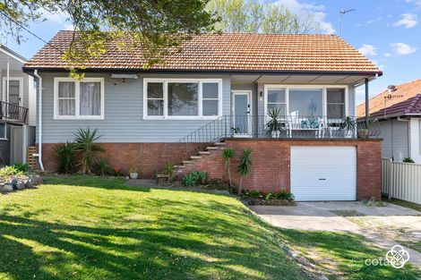 4 Rodway Pde, Kotara, NSW 2289