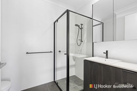 5/10 Central St, Labrador, QLD 4215