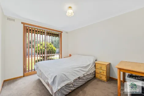 Property photo of 2/24 Ashby Street Trafalgar VIC 3824