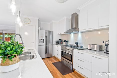 Property photo of 75 Montville Street Doreen VIC 3754