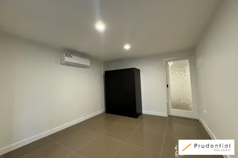 Property photo of 10 Adrian Street Macquarie Fields NSW 2564
