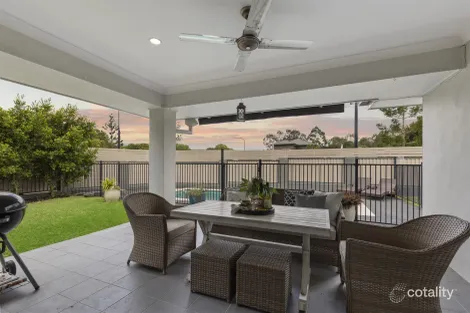 Property photo of 2 Lyrebird Crescent Upper Kedron QLD 4055
