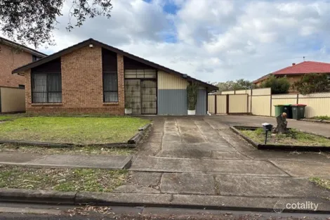 Property photo of 20 Enfield Close St Johns Park NSW 2176
