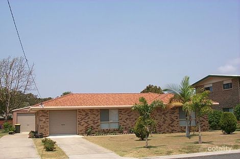 12 Boronia St, Burrum Heads, QLD 4659