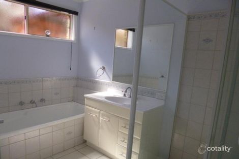 Property photo of 2 Dairy Place Skye VIC 3977