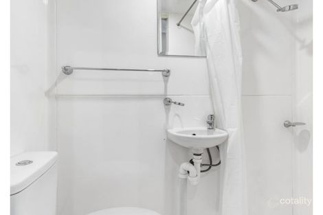 Property photo of 25 Park Road West Dutton Park QLD 4102