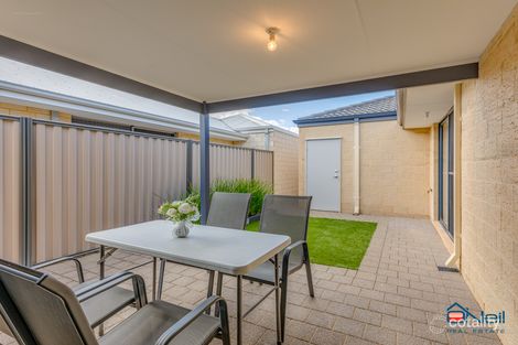 Property photo of 13 Windrow Grove Whitby WA 6123