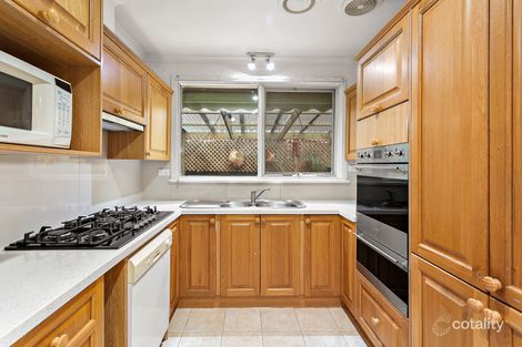 Property photo of 35 Camelot Drive Glen Waverley VIC 3150