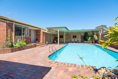 2 Cobham Ct, Marangaroo, WA 6064