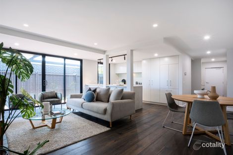 Property photo of 1/42 Roseberry Street Ascot Vale VIC 3032