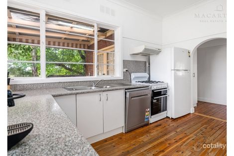 Property photo of 14 Sunshine Avenue Turvey Park NSW 2650