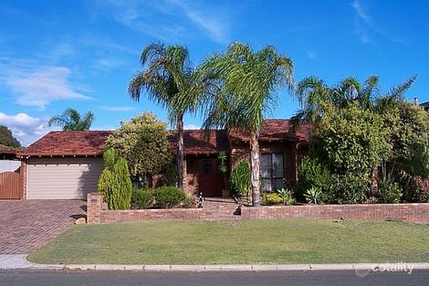 26 Anglesey Dr, Kardinya, WA 6163
