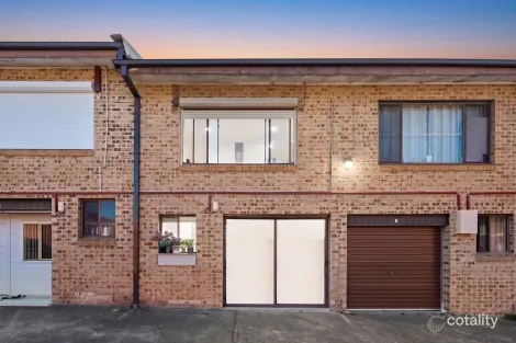 6/5 Fairlight Ave, Fairfield, NSW 2165