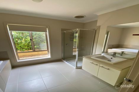 Property photo of 105 Valley Drive Wallan VIC 3756