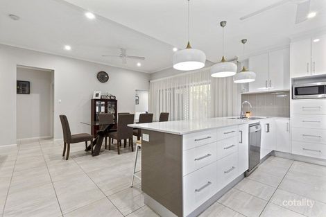 Property photo of 4 Mayflower Street Burdell QLD 4818