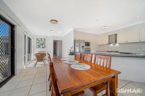 Property photo of 19 Hilas Circuit Sunnybank Hills QLD 4109