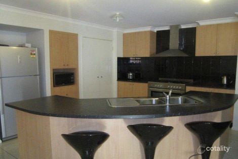 Property photo of 4 Silky Oak Drive Cranbourne VIC 3977