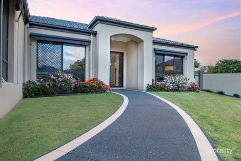 Property photo of 10 Northlakes Drive Elanora QLD 4221