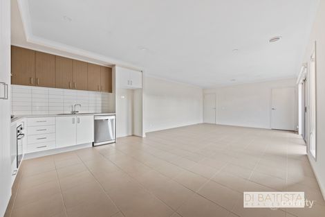 Property photo of 21 Fortitude Avenue Beveridge VIC 3753
