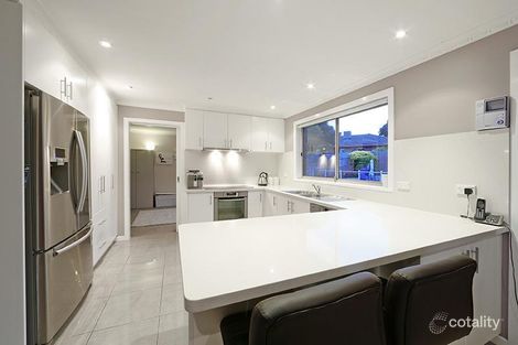 Property photo of 2 Frieda Court Ferntree Gully VIC 3156