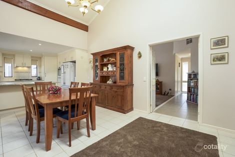 Property photo of 5 Cuddle Court Bacchus Marsh VIC 3340