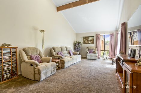 Property photo of 5 Cuddle Court Bacchus Marsh VIC 3340