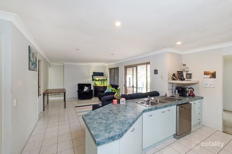 Property photo of 39 Falconglen Place Ferny Grove QLD 4055