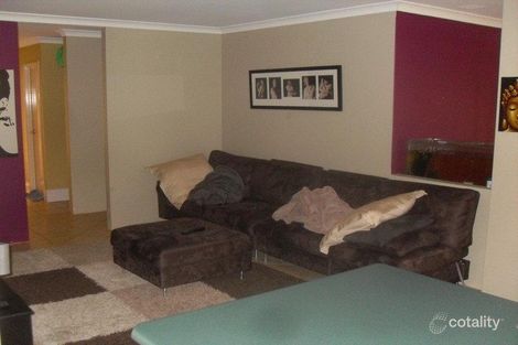 Property photo of 4 Doepel Way Wattle Grove WA 6107