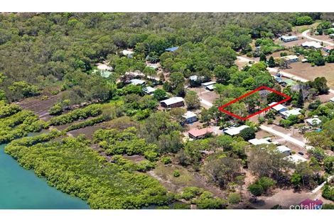 35 Charles Tce, Macleay Island, QLD 4184