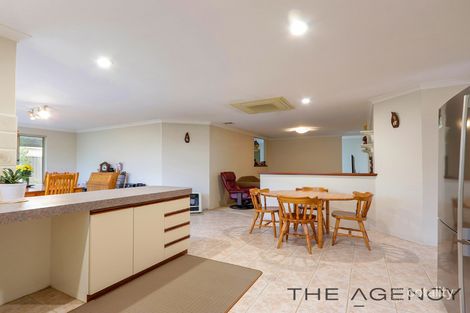 Property photo of 4 Ebury Mews Canning Vale WA 6155