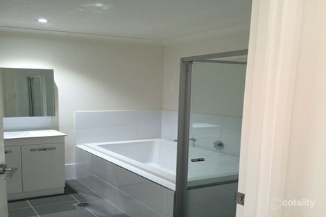 Property photo of 13 Adelaide Street Cranley QLD 4350