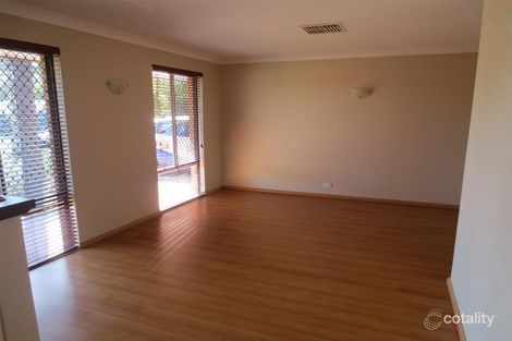 Property photo of 6 Edgley Place Thornlie WA 6108