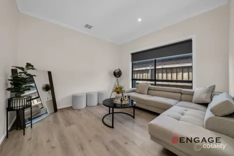 Property photo of 59 Kingdom Boulevard Weir Views VIC 3338