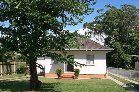 34 Clifford St, Woody Point, QLD 4019