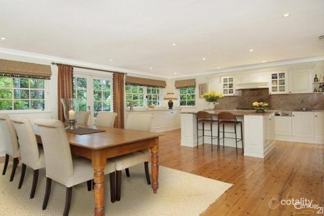 Property photo of 10 Karoom Avenue St Ives NSW 2075
