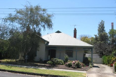 8 Peel St, Newport, VIC 3015