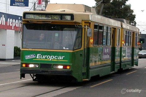 Property photo of 40 Oakhill Avenue Reservoir VIC 3073