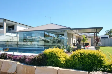 106 Kangaroo Ave, Bongaree, QLD 4507