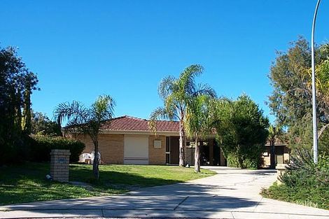 21a Woolerong Walk, Marangaroo, WA 6064