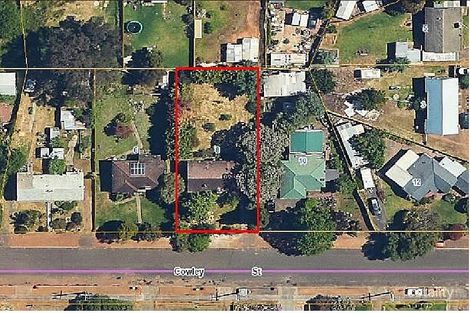 8 Cowley St, Boyup Brook, WA 6244