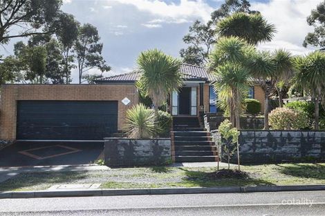 Property photo of 110 Reema Boulevard Endeavour Hills VIC 3802