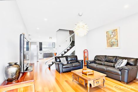 Property photo of 25/1 Brunswick Crescent Craigieburn VIC 3064