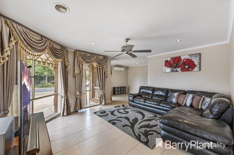 Property photo of 1 Clansman Close Hoppers Crossing VIC 3029
