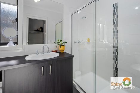 Property photo of 34-36 Wurrook Circuit North Geelong VIC 3215