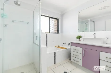 Property photo of 3 Blue Gums Drive Emerald QLD 4720